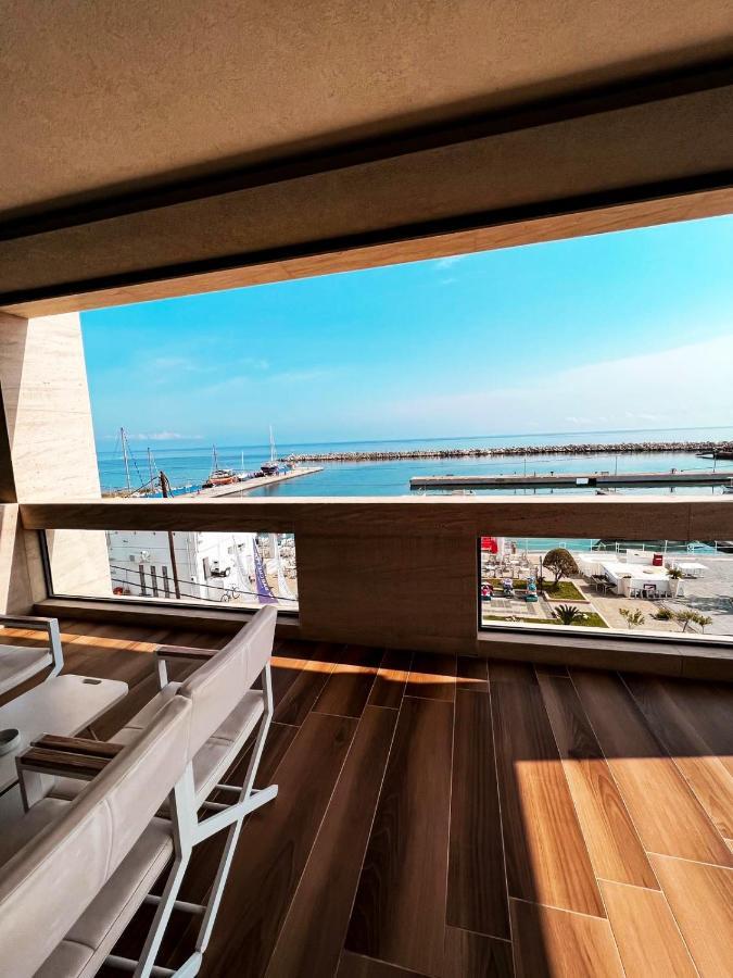 Porto Marine Hotel プラタモナス エクステリア 写真