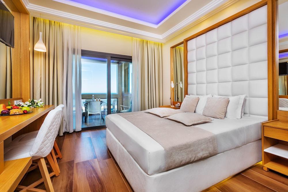 Porto Marine Hotel プラタモナス エクステリア 写真