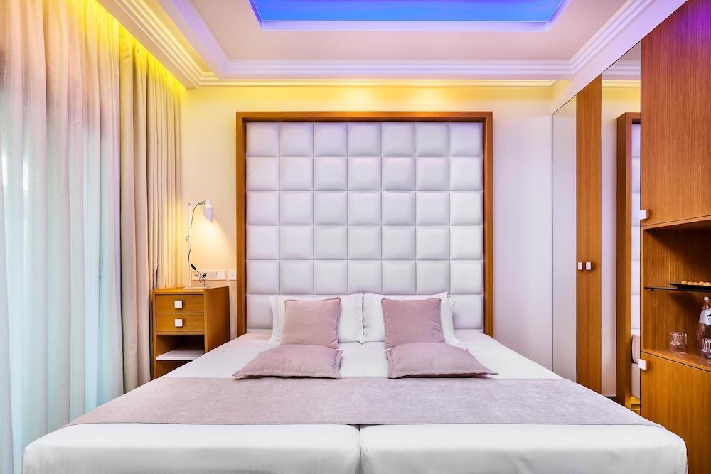 Porto Marine Hotel プラタモナス エクステリア 写真