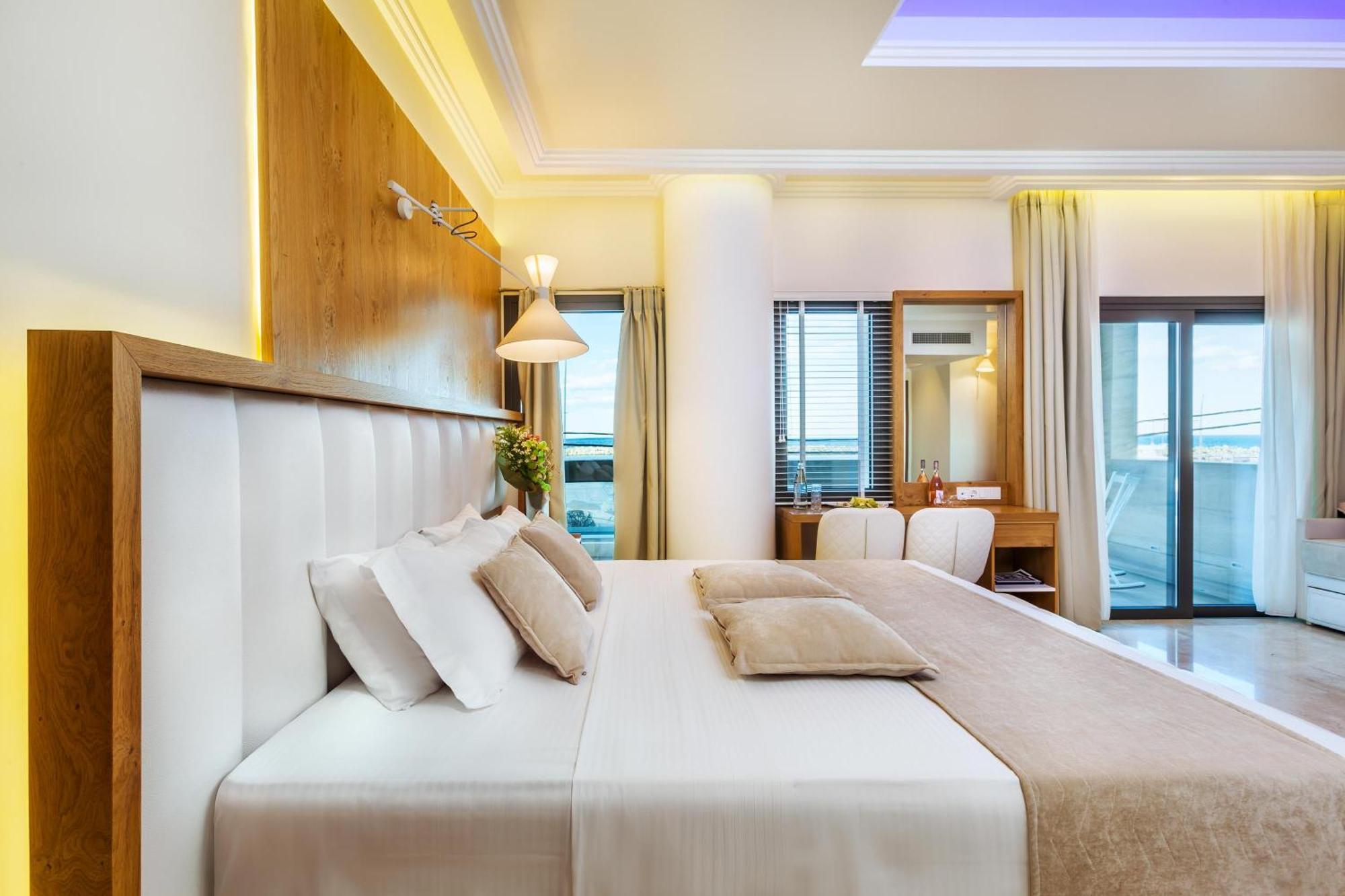 Porto Marine Hotel プラタモナス エクステリア 写真
