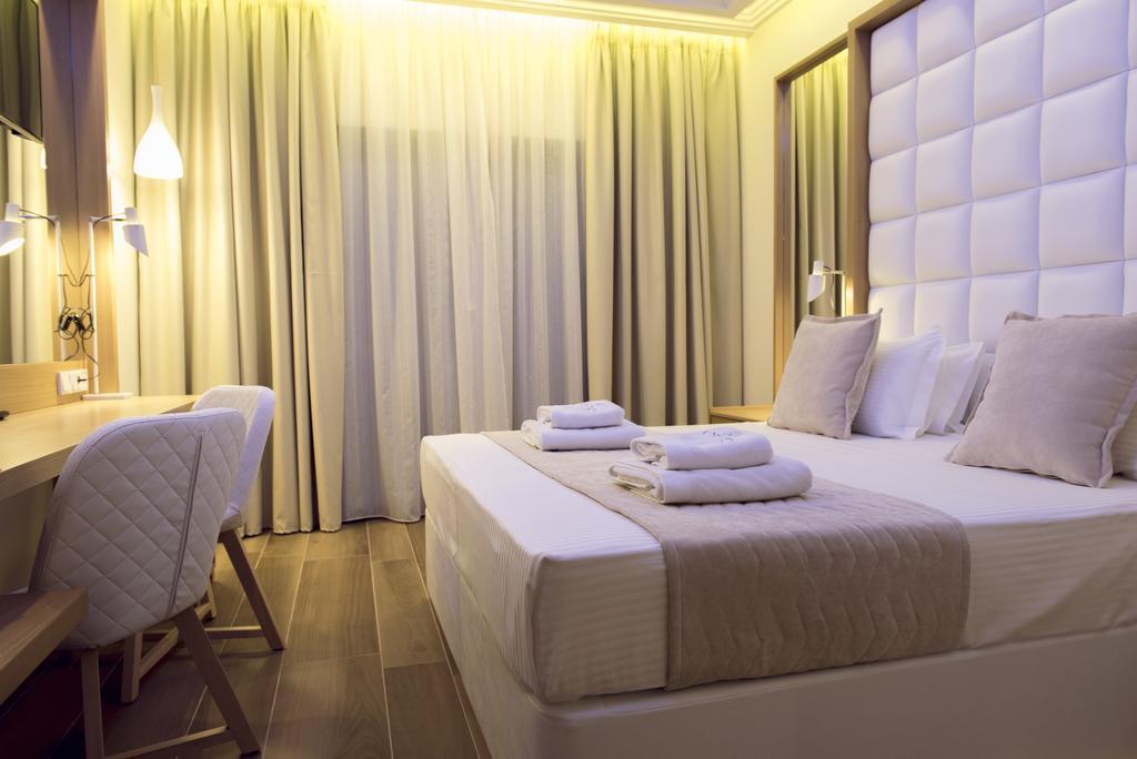 Porto Marine Hotel プラタモナス エクステリア 写真