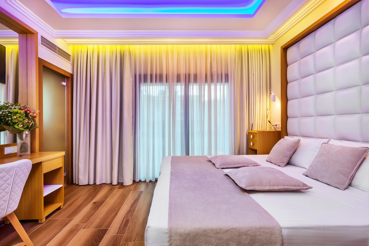 Porto Marine Hotel プラタモナス エクステリア 写真